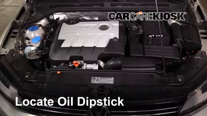 2012 Volkswagen Jetta TDI 2.0L 4 Cyl. Turbo Diesel Sedan Aceite Controlar nivel de aceite